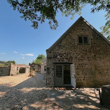 The Gatehouse At Mathern Palace Chepstow Exterior foto
